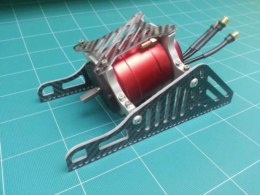 Rc boat hot sale motor mount