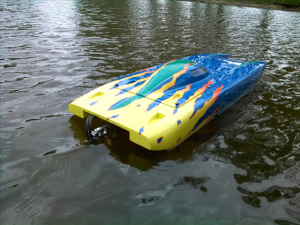 catamaran rc boat